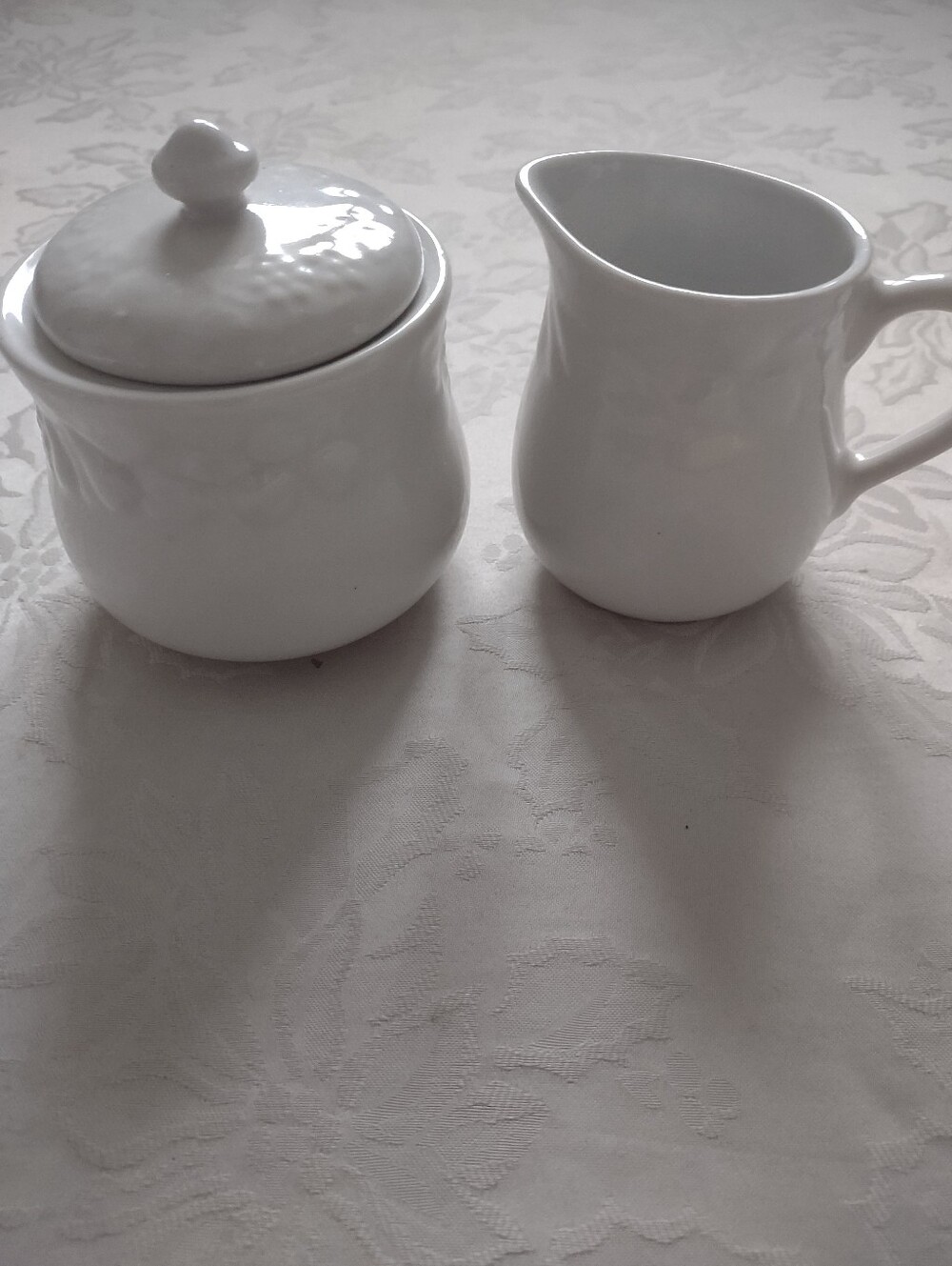 Gibson Sugar Bowl With Lid And Creamer Fruits Embossed